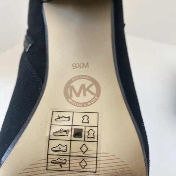 Michael Kors Black Suede Arabella Ankle Boots Zip Booties Studded Heels Size 9.5 - Picture 10 of 14